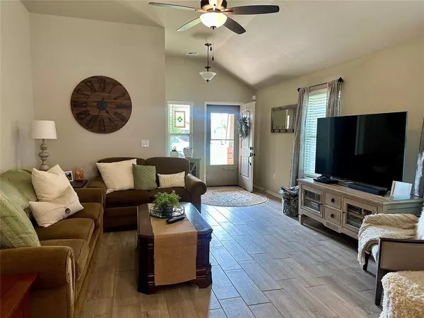 Moore, OK 73160,3812 Central Park DR