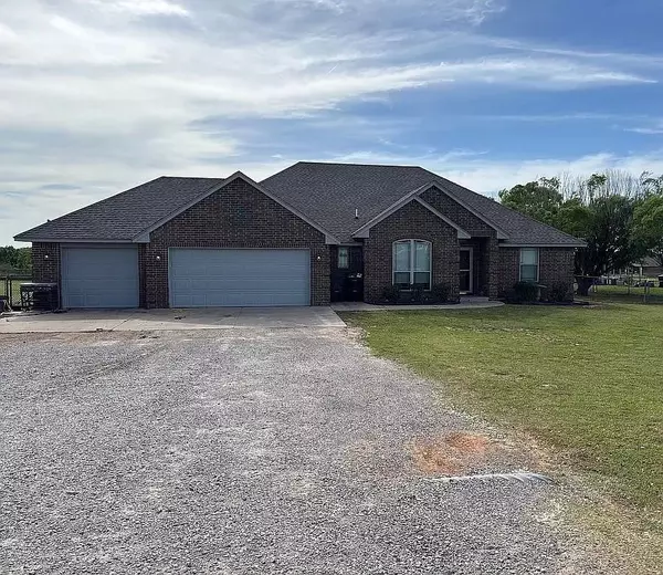 1178 N County Street 2948 ST, Tuttle, OK 73089