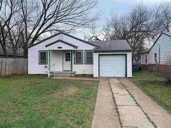 1706 NW Taft AVE, Lawton, OK 73507