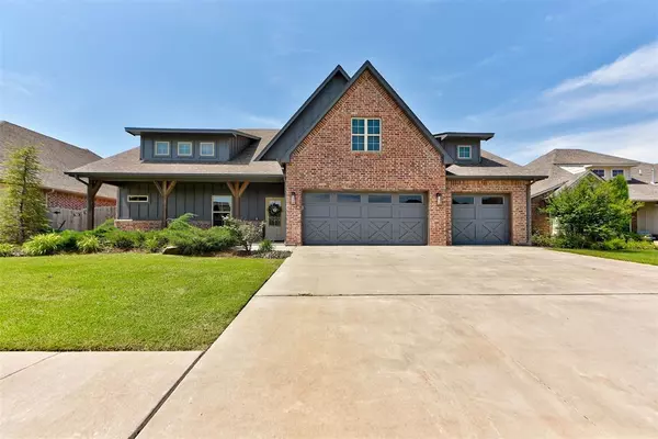 6716 Jay Crest DR, Edmond, OK 73034