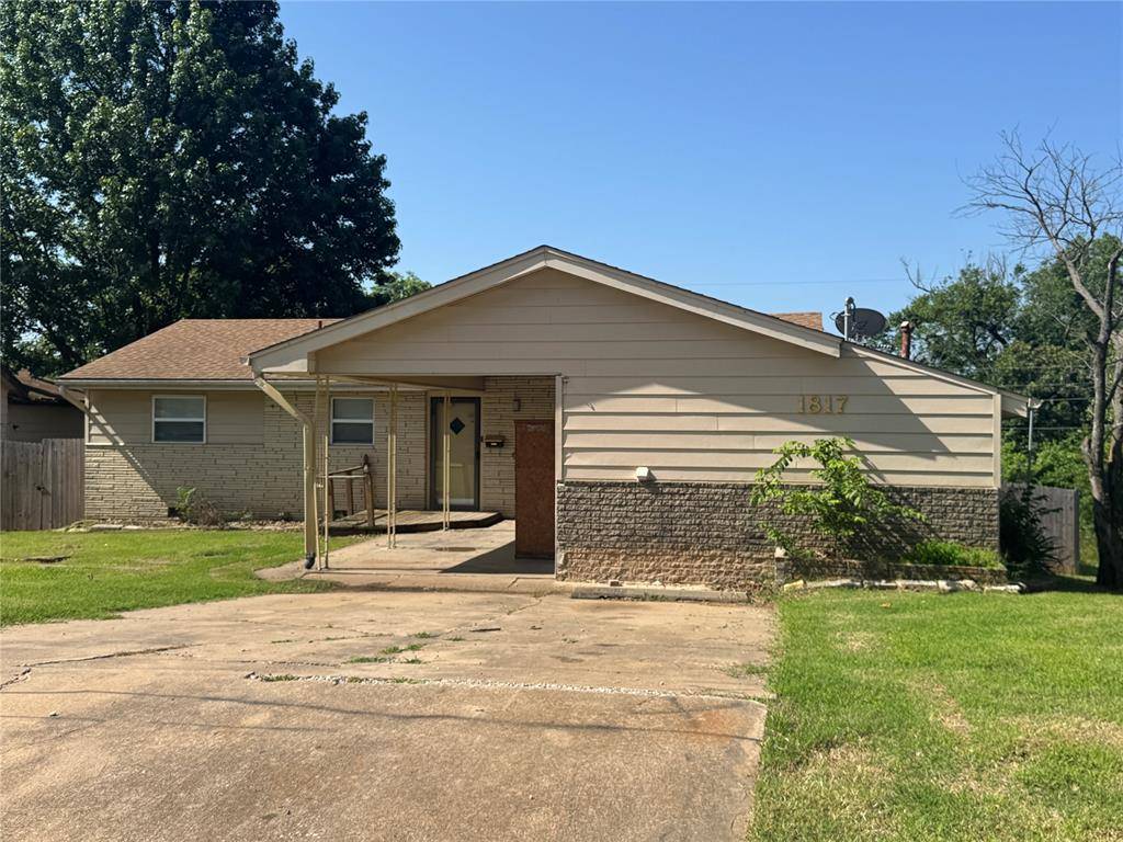 1817 Oakridge DR, Seminole, OK 74868