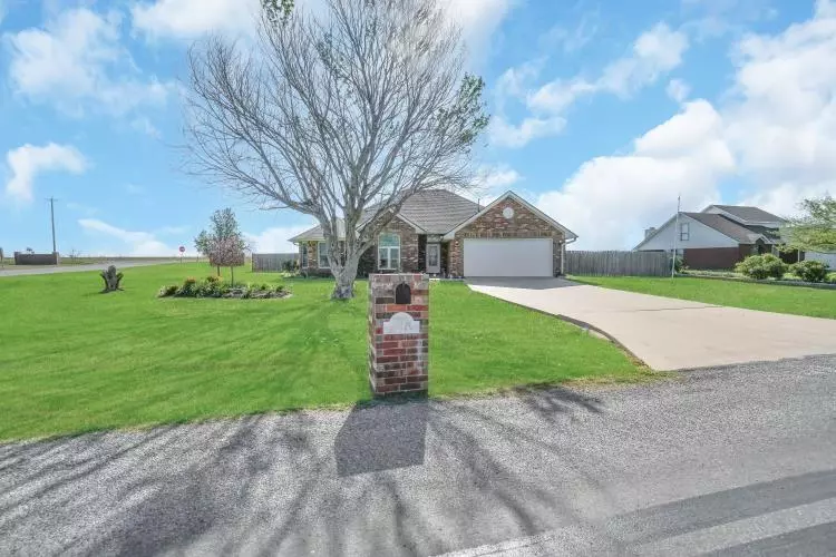 2 Havenshire CIR, Lawton, OK 73505