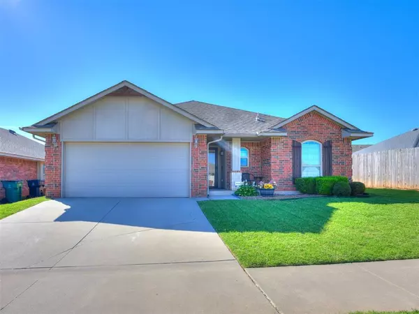 18204 Summer Grove AVE, Edmond, OK 73012