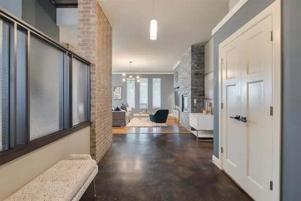 Edmond, OK 73012,17404 White Hawk DR