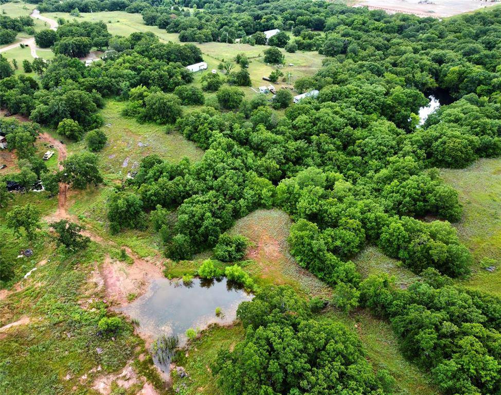 24972 N County Road 3057 RD, Foster, OK 73434