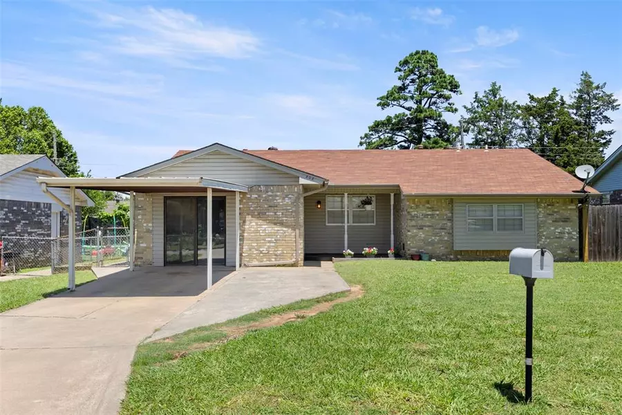 808 E Midland ST, Shawnee, OK 74804
