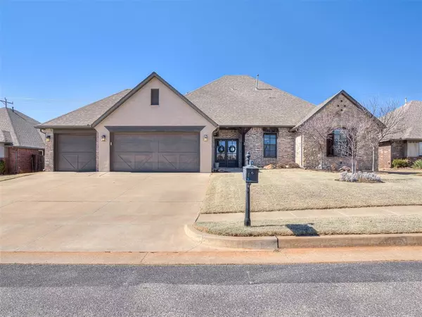 16125 James Thomas CT, Edmond, OK 73013