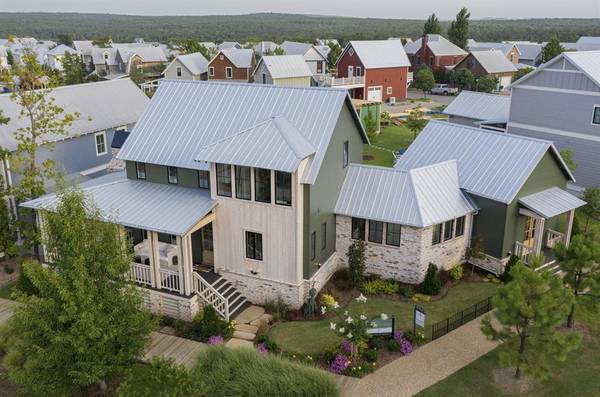 74 Boardwalk AVE, Carlton Landing, OK 74432