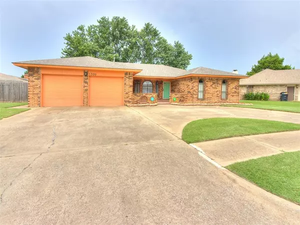 Moore, OK 73170,1309 Cedarbrook LN