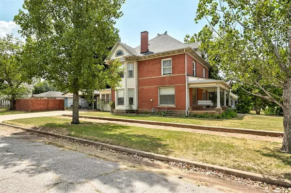 Guthrie, OK 73044,423 E NOBLE AVE