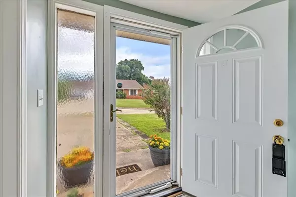 Oklahoma City, OK 73118,422 NW 47th ST