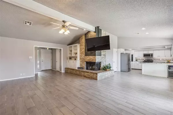 Edmond, OK 73013,1909 Magnolia LN