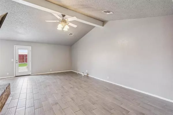 Edmond, OK 73013,1909 Magnolia LN