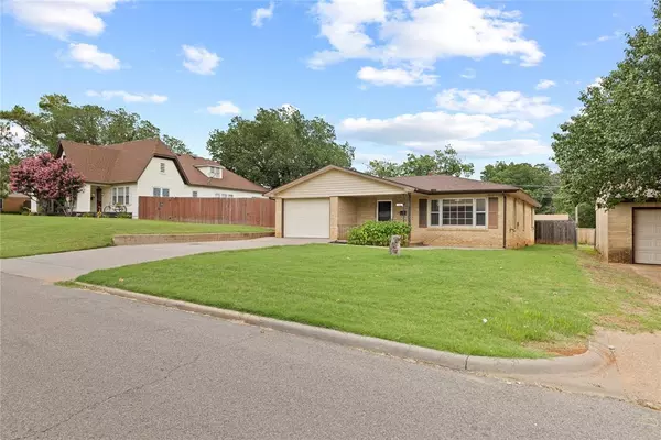 Weatherford, OK 73096,516 N 5th ST