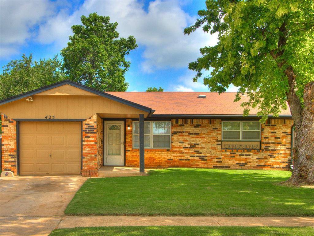 425 W Linden DR, Mustang, OK 73064