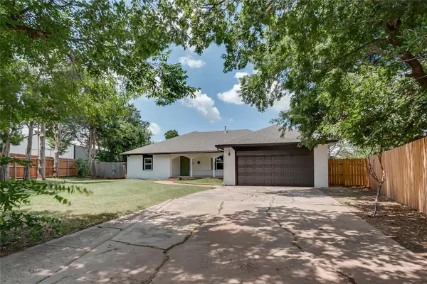 6701 N Woodward DR, Oklahoma City, OK 73116