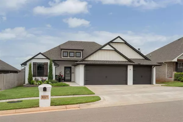 8317 Poplar DR, Edmond, OK 73034