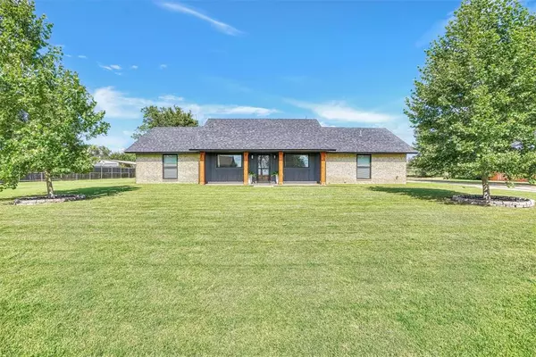20426 E County Road 1567, Altus, OK 73521