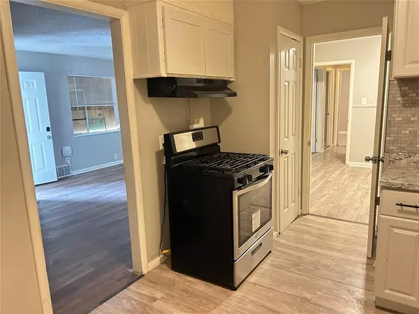 Oklahoma City, OK 73111,1800 NE 48th ST