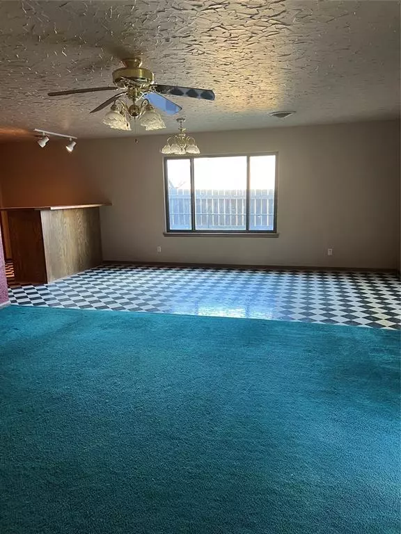 Frederick, OK 73542,612 Grant ST