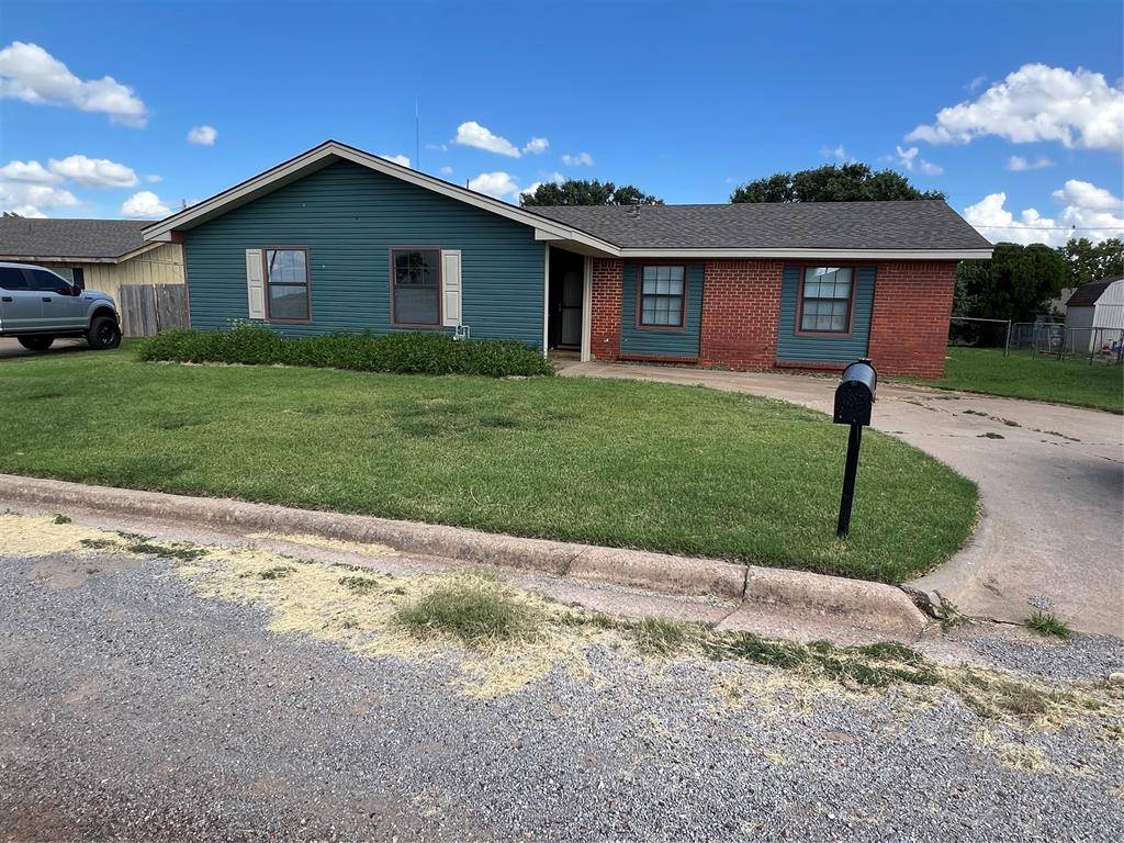 612 Grant ST, Frederick, OK 73542