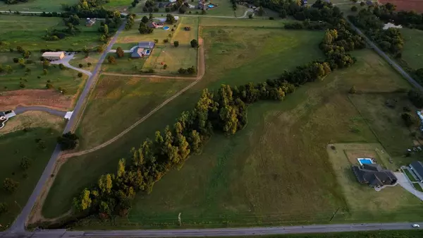 Tuttle, OK 73089,Creek Valley