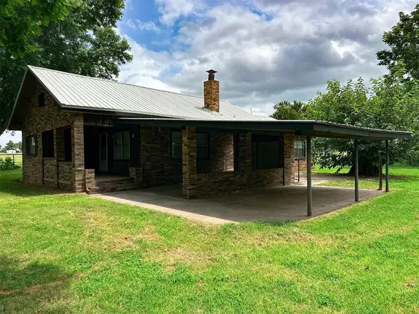 Anadarko, OK 73005,37175 County Street 2660