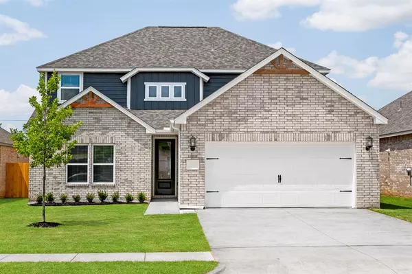 3112 Aidyn CT, Yukon, OK 73099