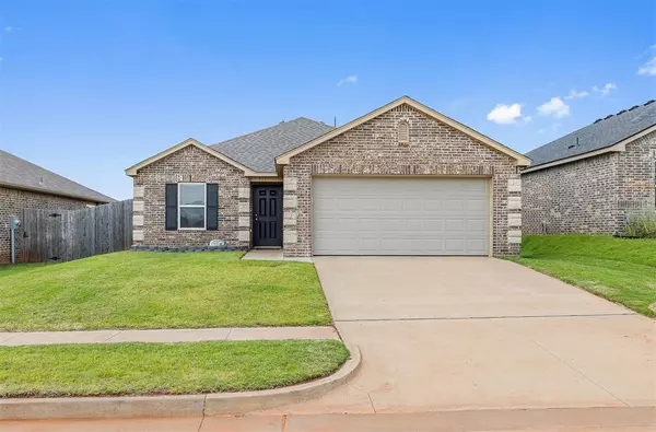 521 Audrey DR, Tuttle, OK 73089