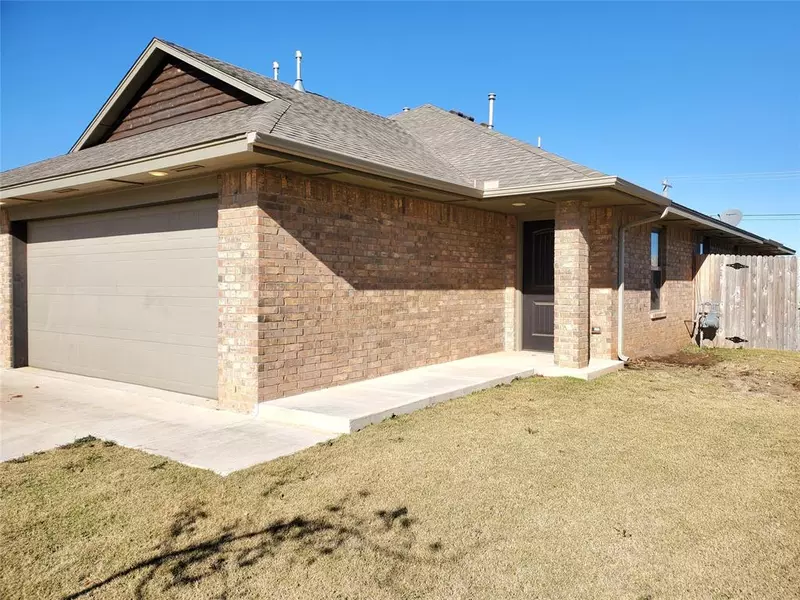 8815 SW 45th ST, Oklahoma City, OK 73179