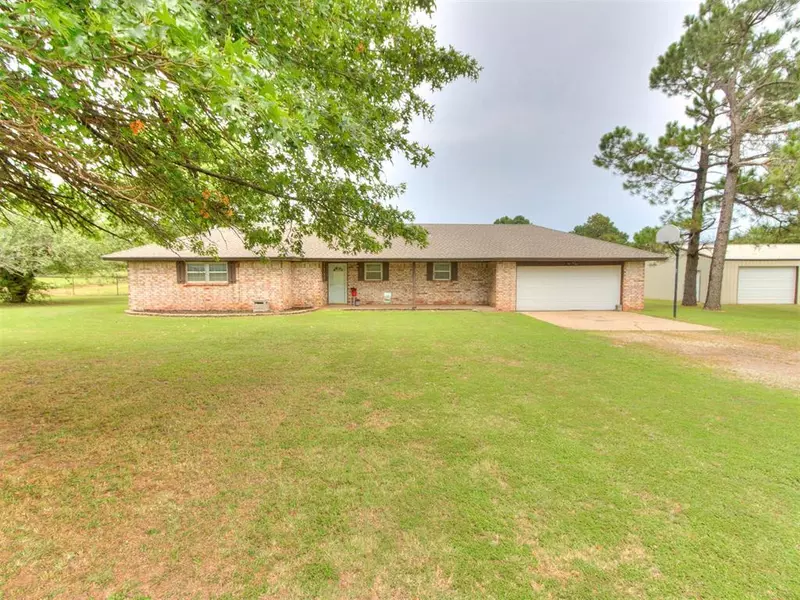 1718 County Road 1212, Tuttle, OK 73089