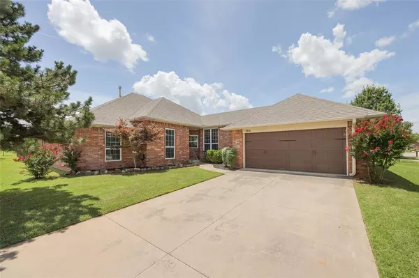 304 Coldbrook CIR, Edmond, OK 73003