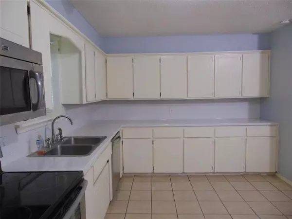 Jones, OK 73049,613 Montana ST