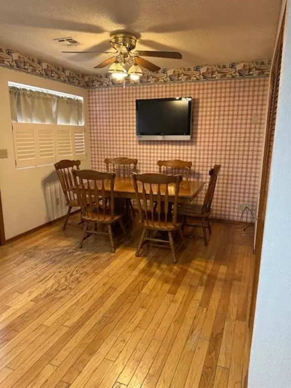 Hobart, OK 73651,505 N Hill ST