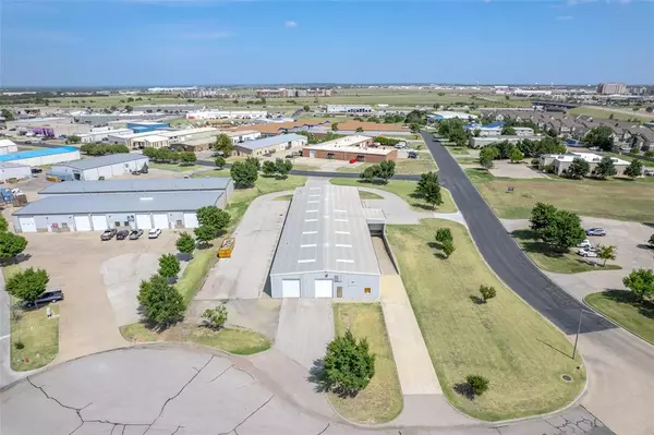 Norman, OK 73072,2701 Bart Conner CT #101