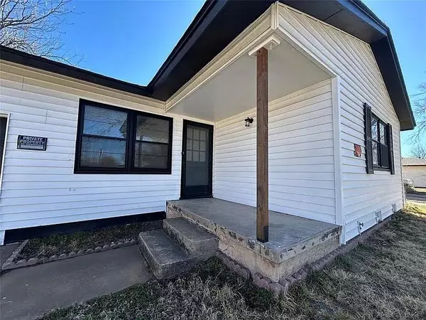 Lawton, OK 73505,1210 SW 25th ST