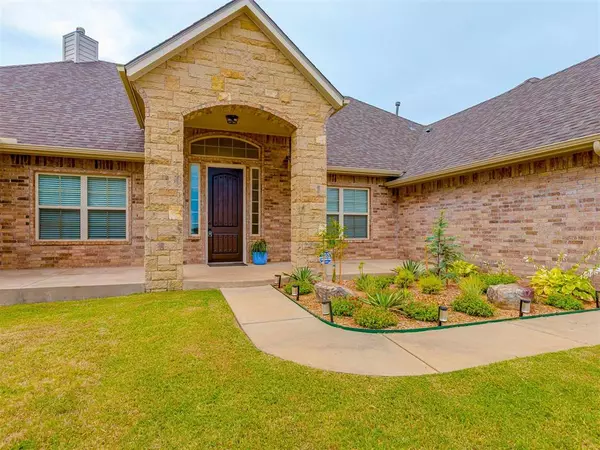 Yukon, OK 73099,10804 NW 95th ST