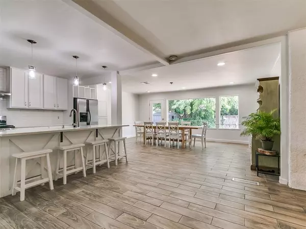 4221 NW 60th PL, Oklahoma City, OK 73112