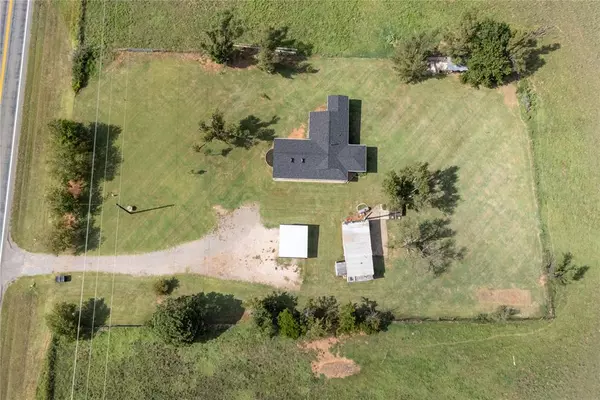 Weatherford, OK 73096,9638 N Highway 54