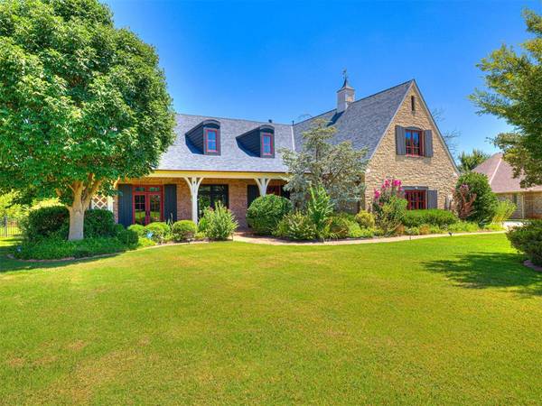 3724 Stagmoor RD, Edmond, OK 73034