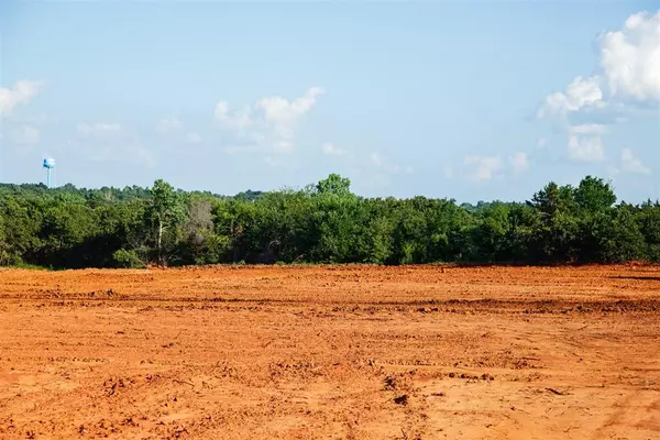 Guthrie, OK 73044,005 S Midwest BLVD