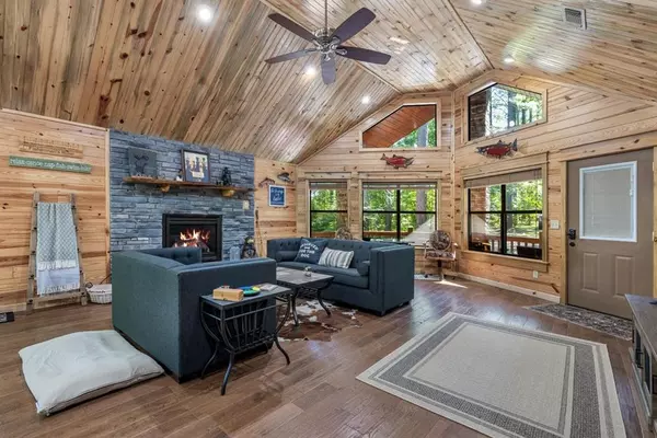 Broken Bow, OK 74728,156 Huckleberry TRL