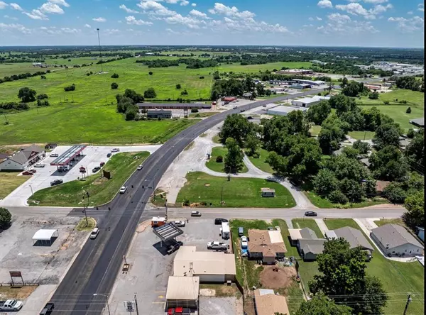 Marlow, OK 73055,1007 S Broadway ST