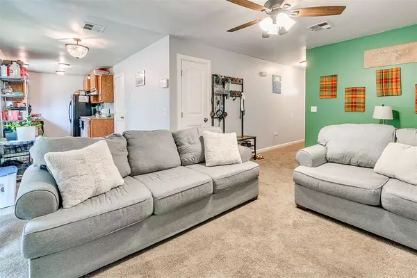 Midwest City, OK 73130,421 Woodland DR