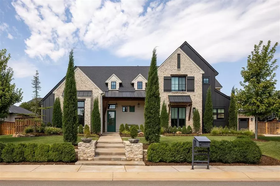 5101 Water Oak WAY, Edmond, OK 73034-6441