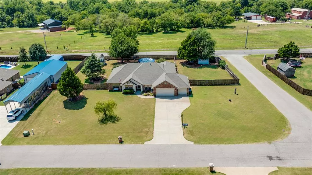 2401 County Road 1196, Tuttle, OK 73089