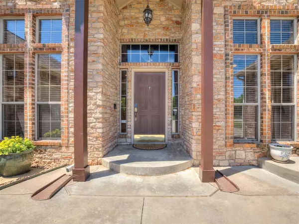 Oklahoma City, OK 73134,14501 Fossil Creek LN