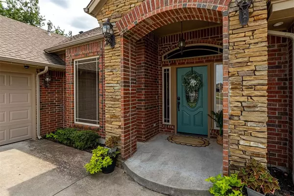 Moore, OK 73165,3422 Windmill RD