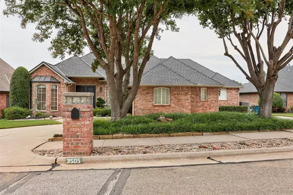 3505 Huntsman CT, Edmond, OK 73003