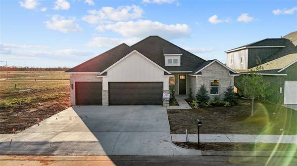 16109 Navarra WAY, Oklahoma City, OK 73170